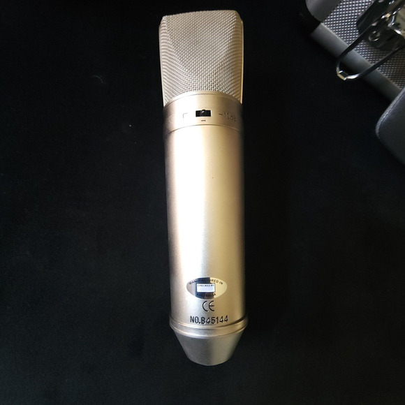 sE Electronics Reflexion Filter PRO Vocal Booth Sound Damper w/ Rode Mic NT2 - Picture 7 of 16